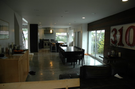Enlarge photo 12