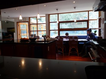 Enlarge photo 18