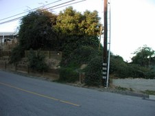 900 Tigertail Rd.