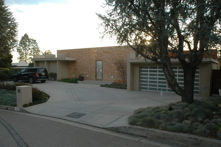 Alan Iezman House