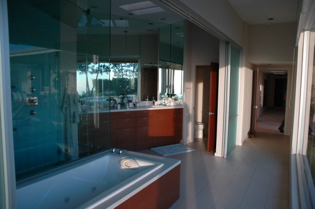 Enlarge photo 56