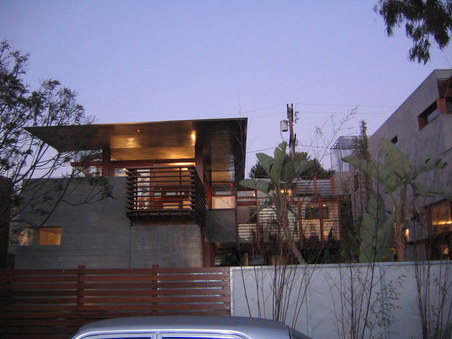 Enlarge photo 129
