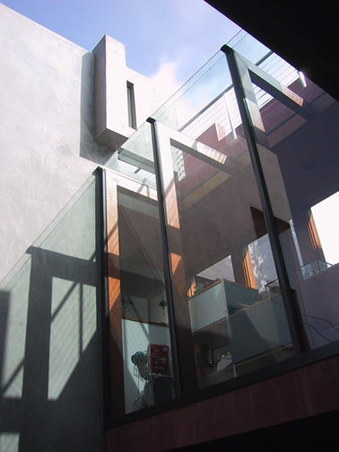 Enlarge photo 112