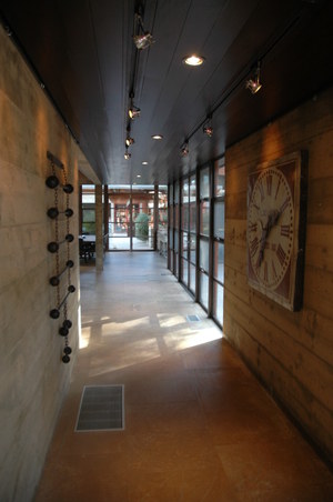 Enlarge photo 54