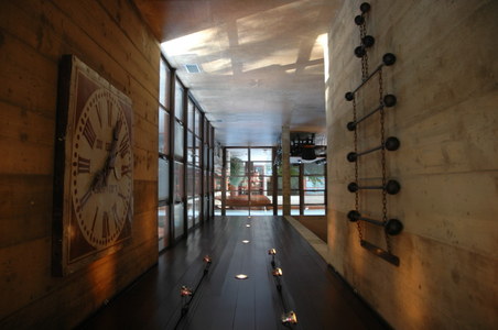 Enlarge photo 55