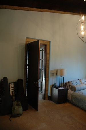 Enlarge photo 83