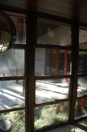 Enlarge photo 89