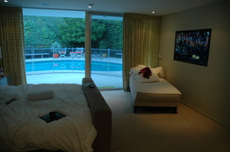 Enlarge photo 59