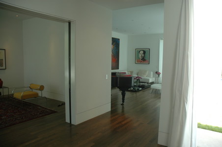 Enlarge photo 11