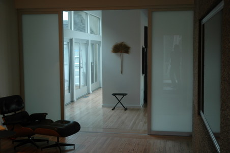 Enlarge photo 12