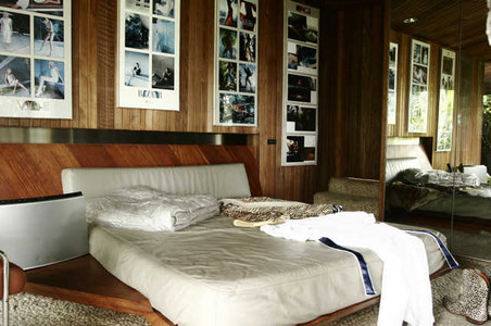 Enlarge photo 70