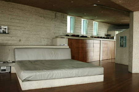 Enlarge photo 84