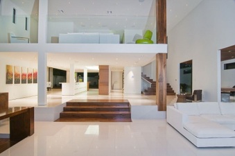 Enlarge photo 2