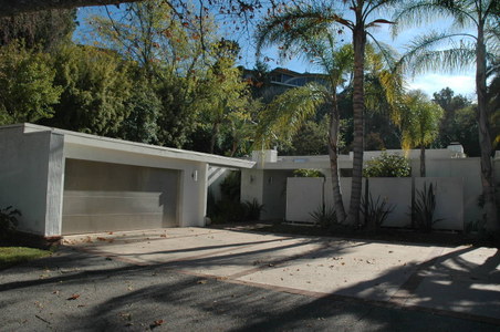 Spheeris House