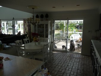 Enlarge photo 13