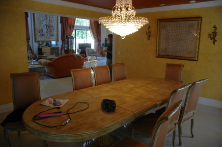 Enlarge photo 19