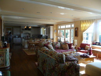 Enlarge photo 56