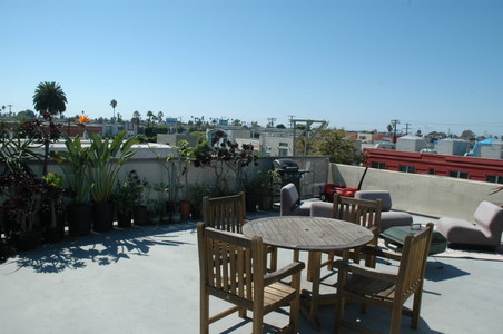 Enlarge photo 22