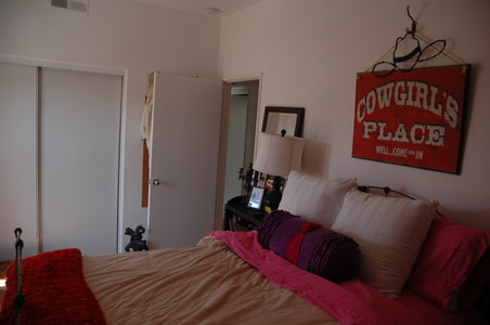 Enlarge photo 68