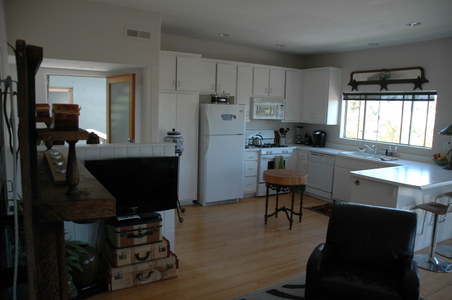 Enlarge photo 18