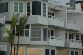 Enlarge photo 115