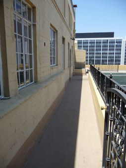 Enlarge photo 3