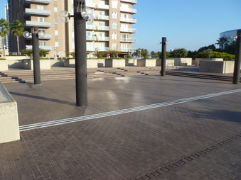 Enlarge photo 152