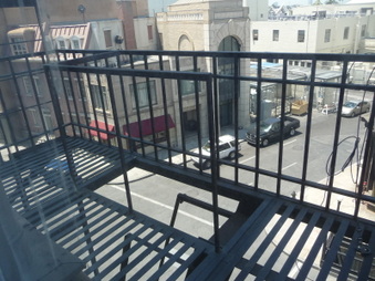 Enlarge photo 16