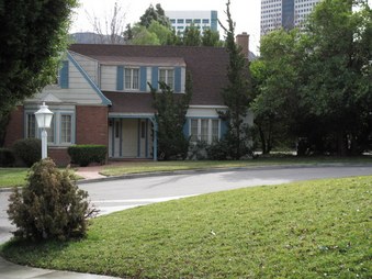 Enlarge photo 12