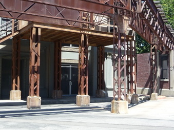 Enlarge photo 23