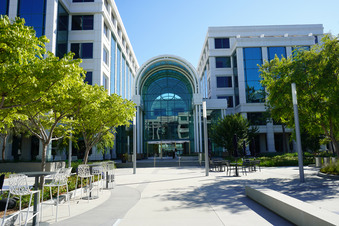 WATER GARDENS – Santa Monica