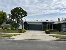 6104 Mary Ellen Ave