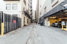 Enlarge photo 31