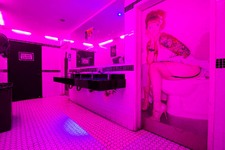 Enlarge photo 54