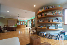 Enlarge photo 37