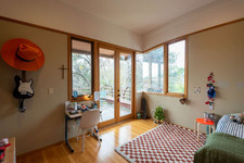 Enlarge photo 55