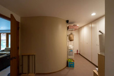Enlarge photo 107