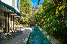 Enlarge photo 67