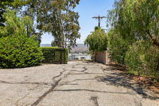 Enlarge photo 61