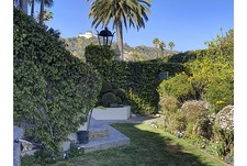 Enlarge photo 25