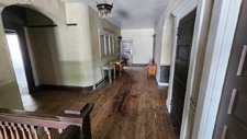 Enlarge photo 19