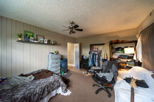 Enlarge photo 38