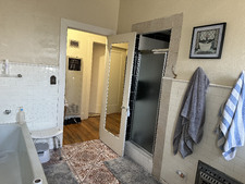 Enlarge photo 51