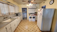 Enlarge photo 24