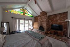 Enlarge photo 33