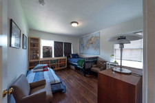 Enlarge photo 34