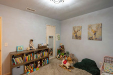 Enlarge photo 19