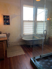 Enlarge photo 34