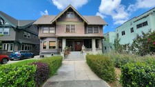 Frat House - 1809 Westmoreland Blvd