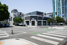 Enlarge photo 12